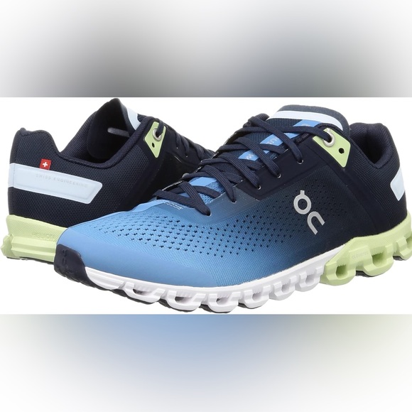ON Cloud Men's Size Cloudflow Running/Training Sneakers Navy